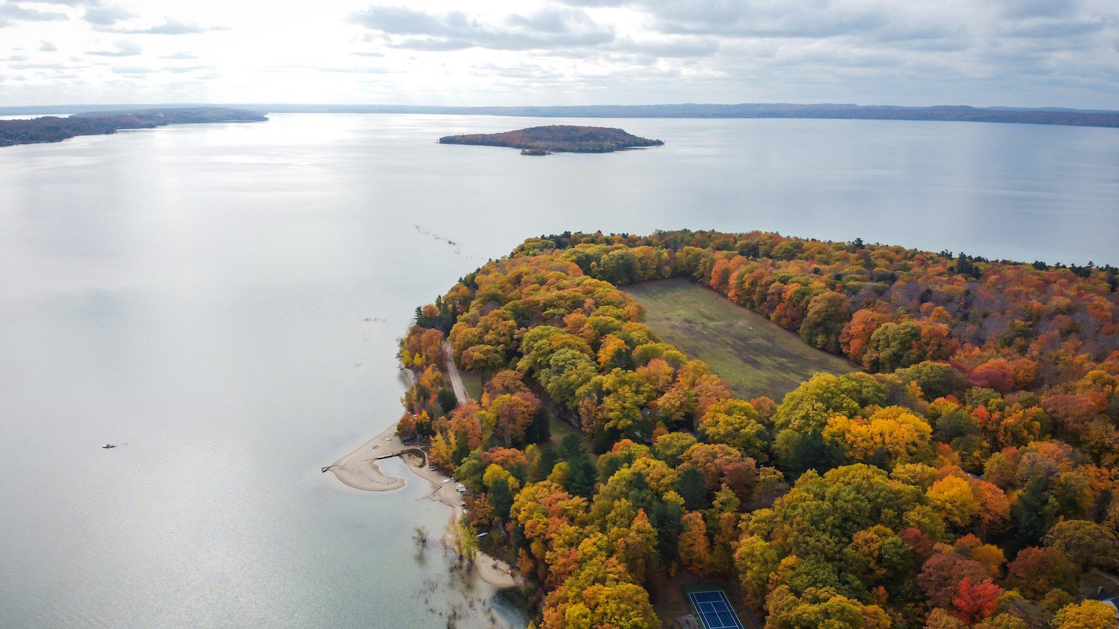 10 fall beach vacations where summer never ends