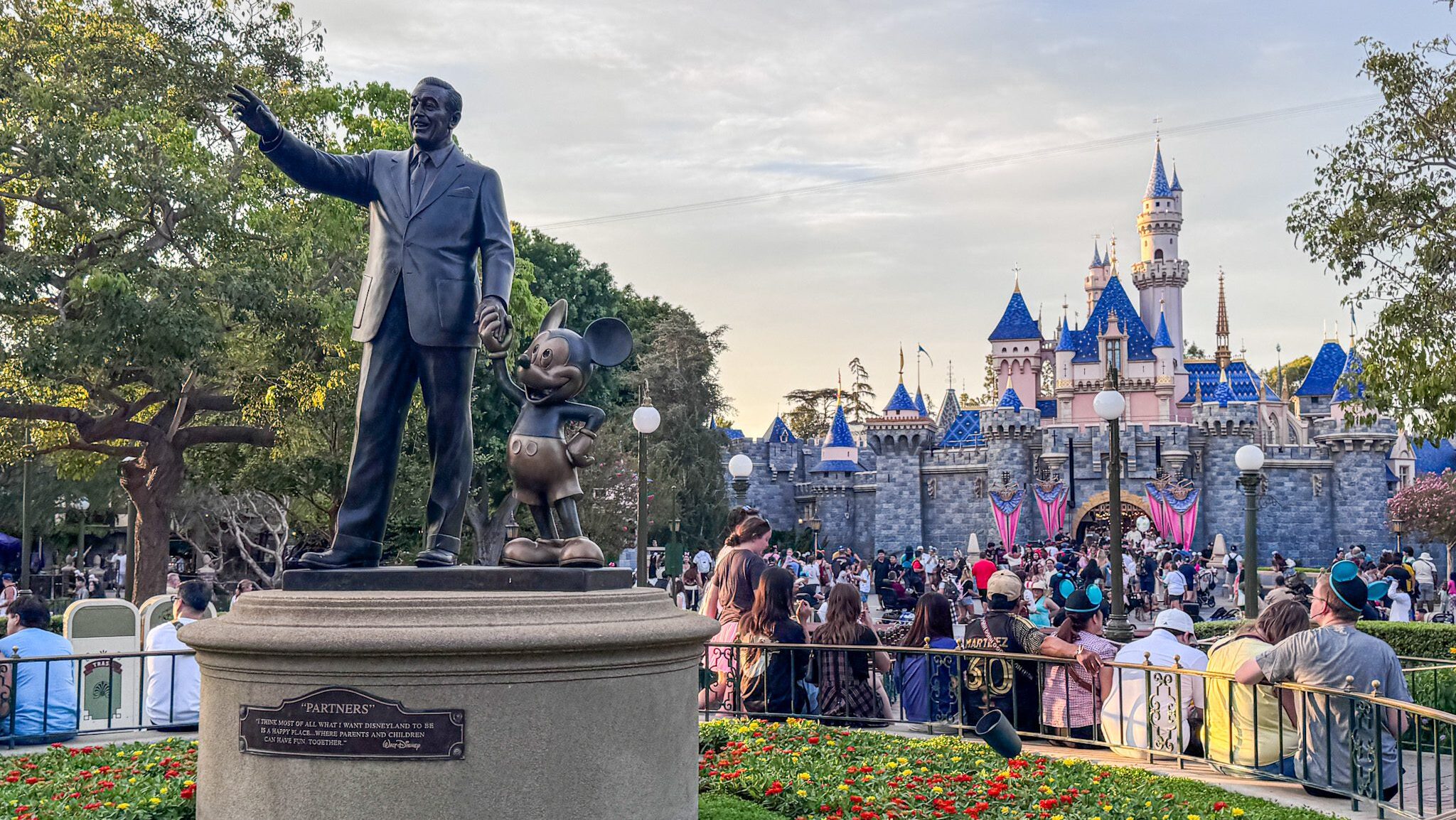 First time at Disneyland? Do these 7 things if you’re used to Disney World